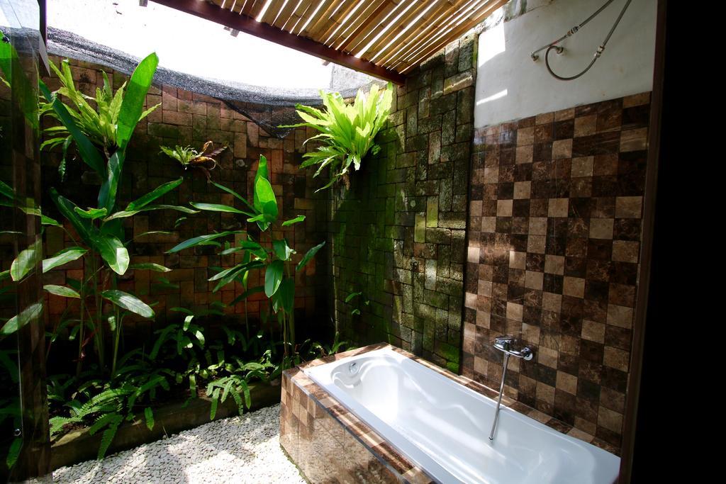 ปันดาวา บีช โฮมสเตย์ Kuta Selatan ภายนอก รูปภาพ